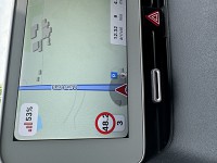 UK speed limits shown in km/h not mph in CarPlay integration